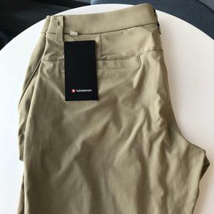 Lululemon Commission Pant (Relaxed)